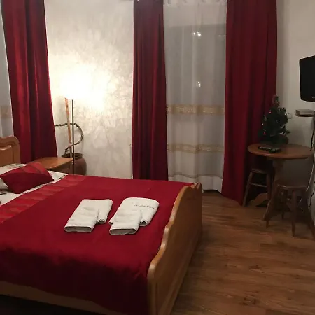 Hovanka Guest house 3*